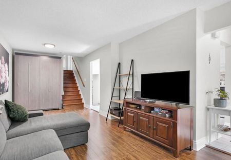 For Lease - 1765 Attawandaron Road, London North, Ontario - Photo 2