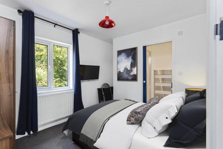 1 bedroom in a house share to rent - Photo 5