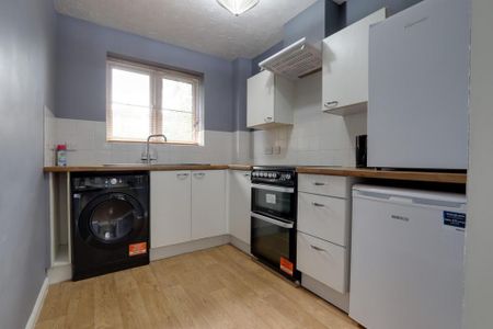 2 bedroom apartment to rent - Photo 4