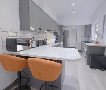 1 bedroom in a house share to rent - Photo 6