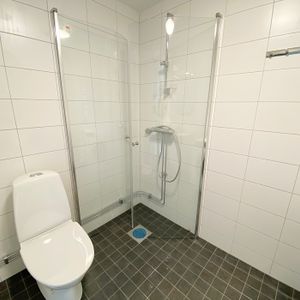 Almbygatan 14, Rinkeby - Foto 2