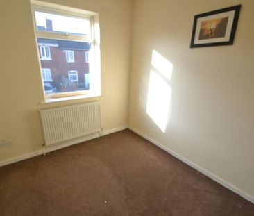 3 bedroom terraced house to rent - Photo 6