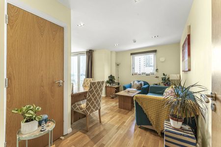 Limeharbour, London, E14 9LU - Photo 2