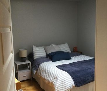 3 1/2 (Montréal/Rosemont) idéal pour personne seule - Photo 2