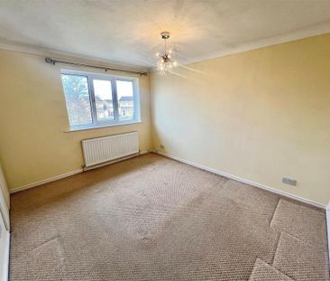 2 bedroom semi-detached house to rent - Photo 6