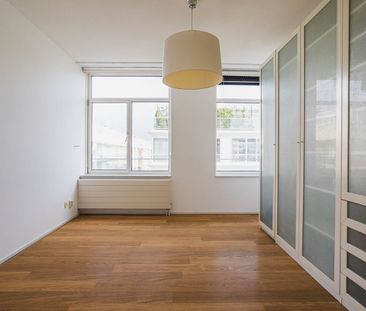 Appartement te huur: Burgemeester De Monchyplein 218 2585 DJ Den Haag - Photo 4