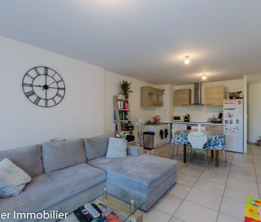 Location Appartement 2 pièces 57m² ST MARCELLIN 38160 - Photo 2