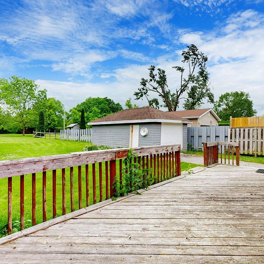 For Lease - 38 St David Street, Kawartha Lakes, Ontario - Photo 1