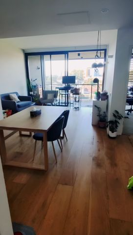 2 bed 1 bath - Photo 2