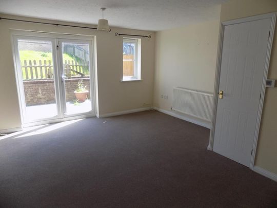 2 bedroom semi-detached house to rent - Photo 1