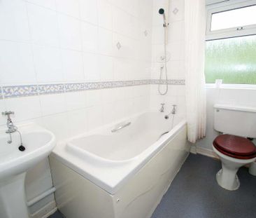 2 bedroom townhouse to rent - Photo 3