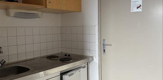 1 pièce - Meublé - 16,74 m² - 1er étage - Colocation non autorisée - Photo 2