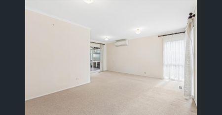 Spacious Family Home with Multiple Living Areas - Photo 2