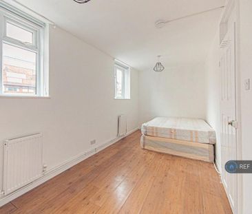 3 bedroom maisonette to rent - Photo 6