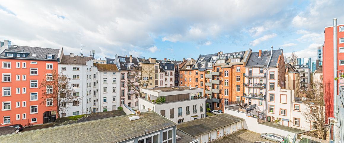 City-Residence: Schweizer Straße: helles, modernes Singleapartment mit Balkon - Photo 1