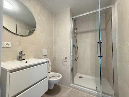 Modern, stijlvol én energiezuinig 2-kamer appartement op een toplocatie met uitstekende bereikbaarheid! - Photo 4