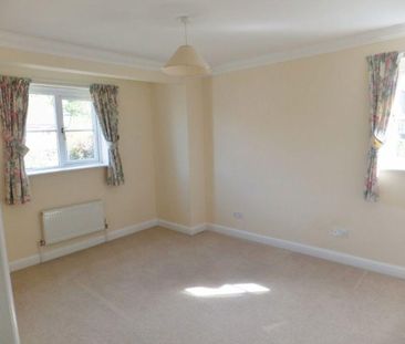 4 bedroom detached house to rent - Photo 4