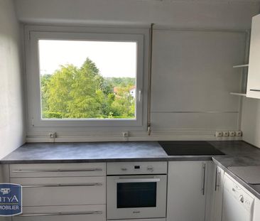 Location Appartement 3 pièces 75m² NIORT 79000 - Photo 5