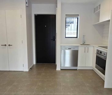 Brand New Two Apartment In the City Centre! - Photo 1