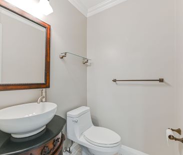 For Lease - 497 Winfield Terrace, Mississauga, Ontario - Photo 6