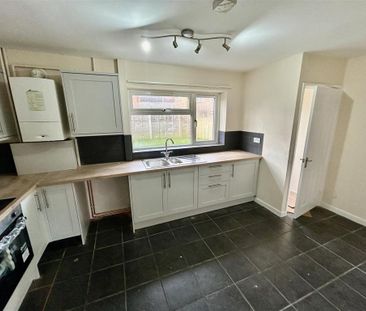 4 bedroom terraced house to rent - Photo 4