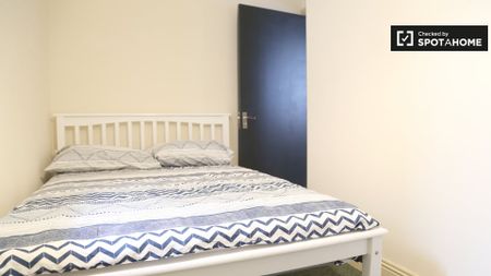 Room in shared apartment for rent in Inns Quay, Dublin - Photo 2
