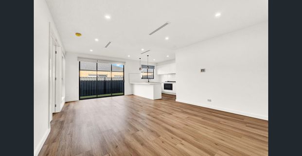 Brand New Family Home with Designer Finishes - Photo 1