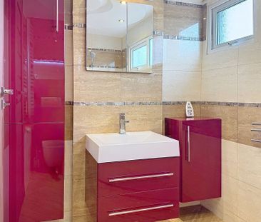 3 Bedroom - Photo 4