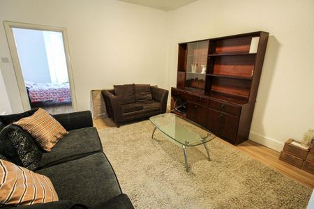 1 bedroom flat to rent - Photo 5