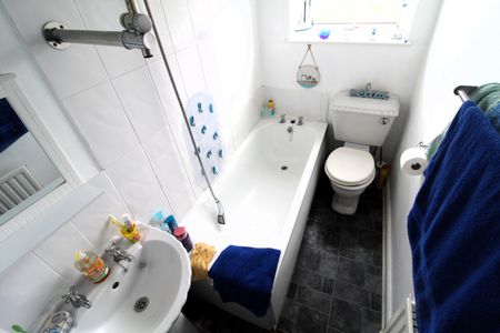 2 bedroom House for rent - Photo 5