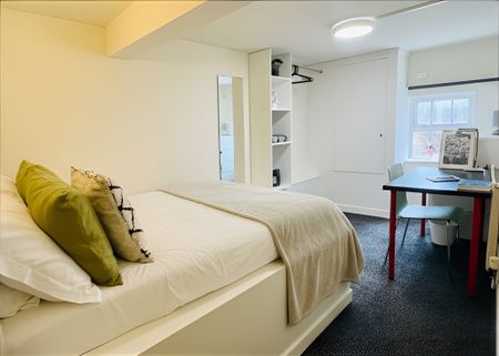 2 Bed Student Accommodation - Photo 5