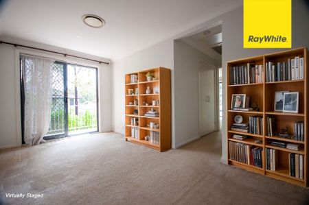 WELL PRESENTED THREE BEDROOM RESIDENCE IN LIDCOMBE BOTANICA ESTATE - Photo 4