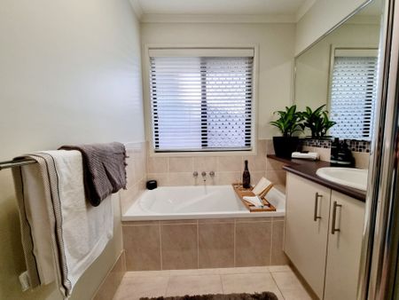 Leafy Family Home with Entertainer's Oasis! - Photo 3