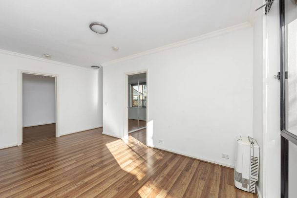 Unit 2/65 Ballarat Road, Footscray. - Photo 1