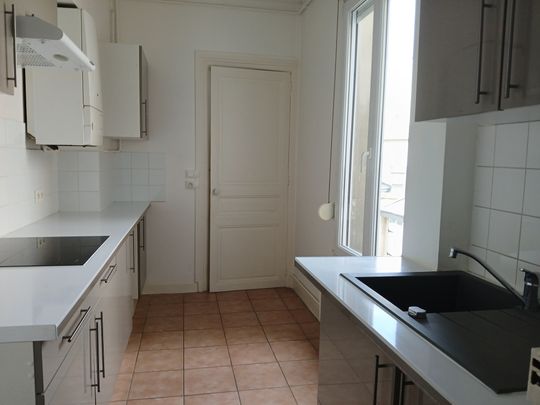 APPARTEMENT Secteur Clémenceau, rue Defrançois,REIMS - Photo 1