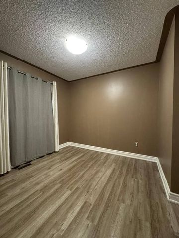 For Lease - 425 Elmwood Court Unit# Room, Oshawa, Ontario - Photo 3