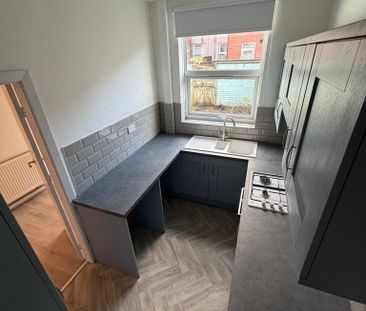 2 bedroom terraced house to rent - Photo 6