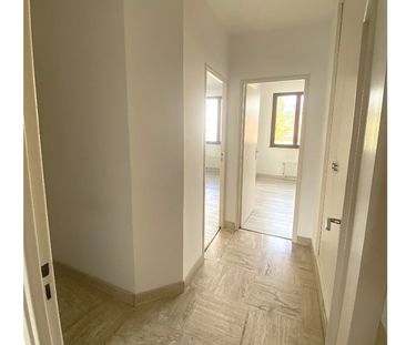 Location Appartement 3 pièces 68m² MARSEILLE 9ème - Photo 5
