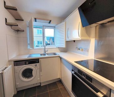 2 bedroom semi-detached house to rent - Photo 5