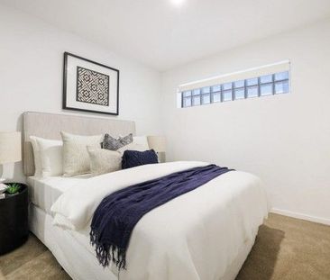 Move in before XMAS - Photo 6