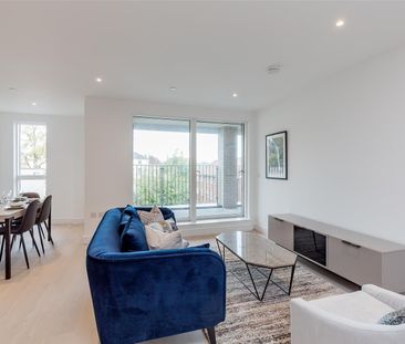 The Avenue, Queens Park, London - Photo 1