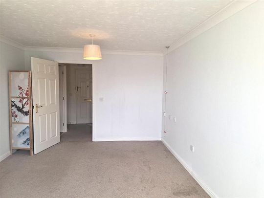 1 bedroom retirement property to rent - Photo 1