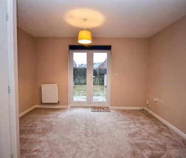 3 bedroom end of terrace house to rent - Photo 1