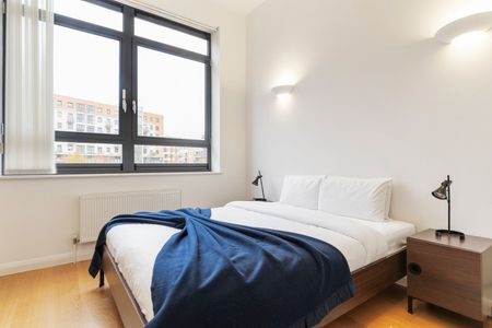 1 Bed Flat, Larden Road, W3 - Photo 5