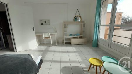 Location Appartement 1 pièce 37m² NEVERS 58000 - Photo 5