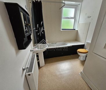 Price £650 pcm - Available Now - Unfurnished - Photo 1