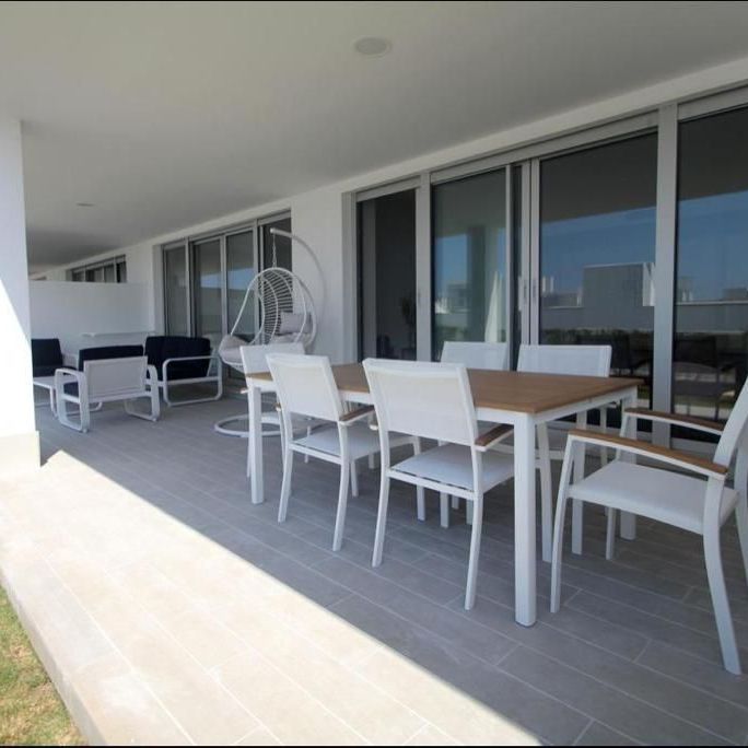 3 bedroom luxury Apartment for rent in Estepona, Spain - Photo 1