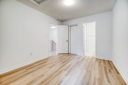 For Lease - 53 Pearen Lane, Barrie, Ontario - Photo 3