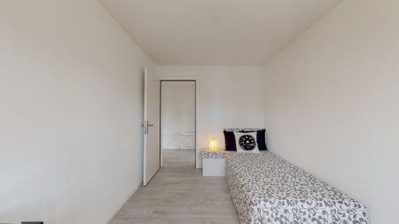 Schöne, zentral gelegene Neubau-Wohnung - Photo 3
