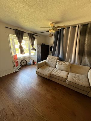 For Lease - 166 Kulpin Avenue Unit# Main floor, Bradford West Gwillimbury, Ontario - Photo 1